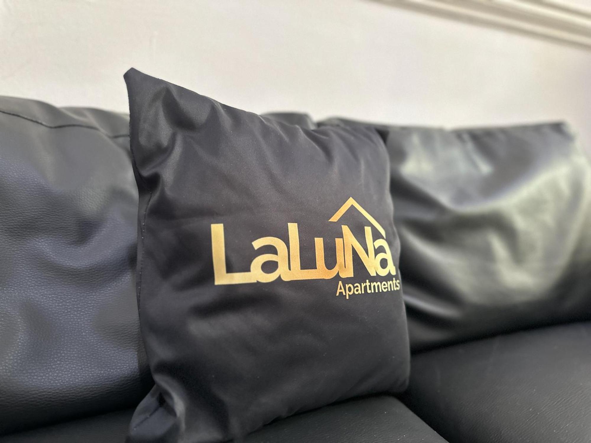 Great Offers On Long Stays!! Laluna Apartments เกทส์เฮด ภายนอก รูปภาพ