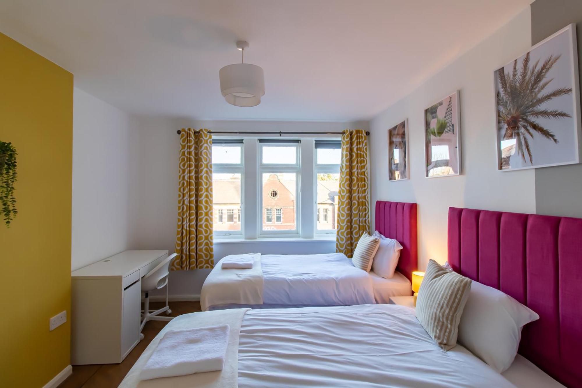 Great Offers On Long Stays!! Laluna Apartments เกทส์เฮด ภายนอก รูปภาพ