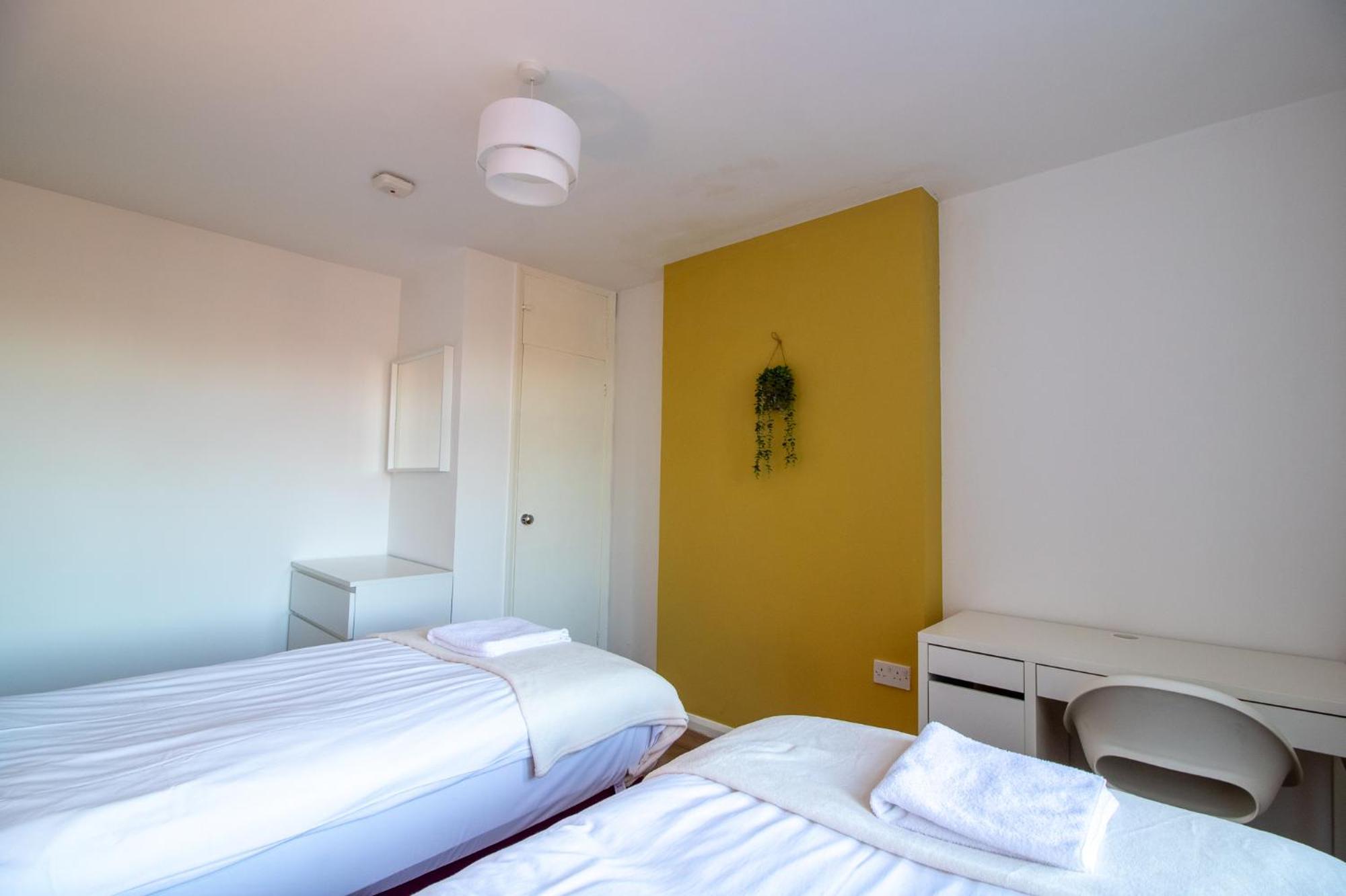 Great Offers On Long Stays!! Laluna Apartments เกทส์เฮด ภายนอก รูปภาพ