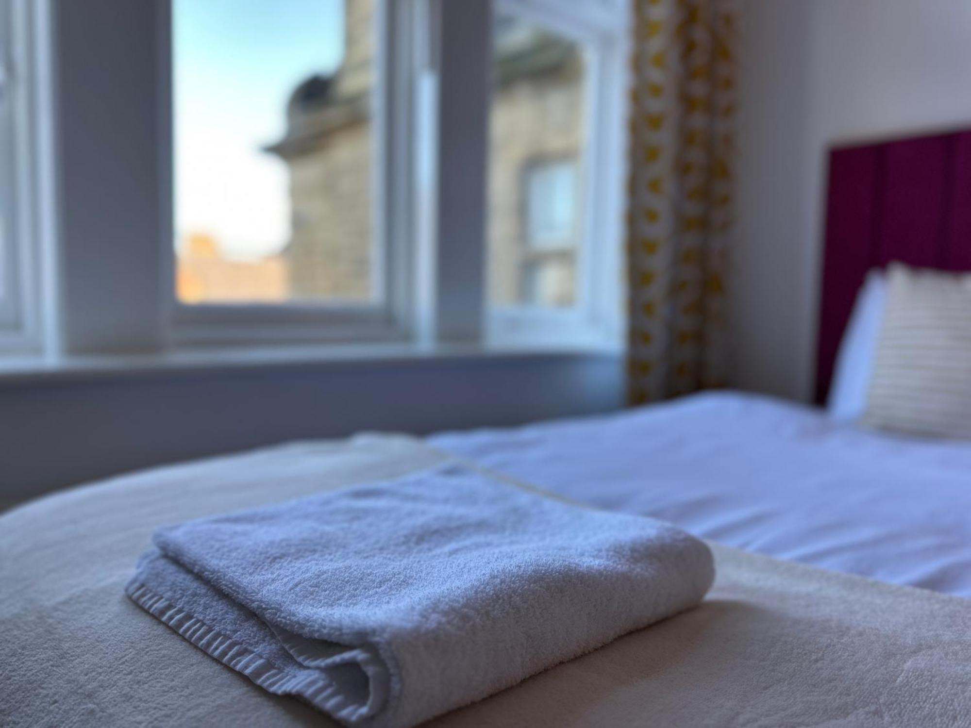 Great Offers On Long Stays!! Laluna Apartments เกทส์เฮด ภายนอก รูปภาพ