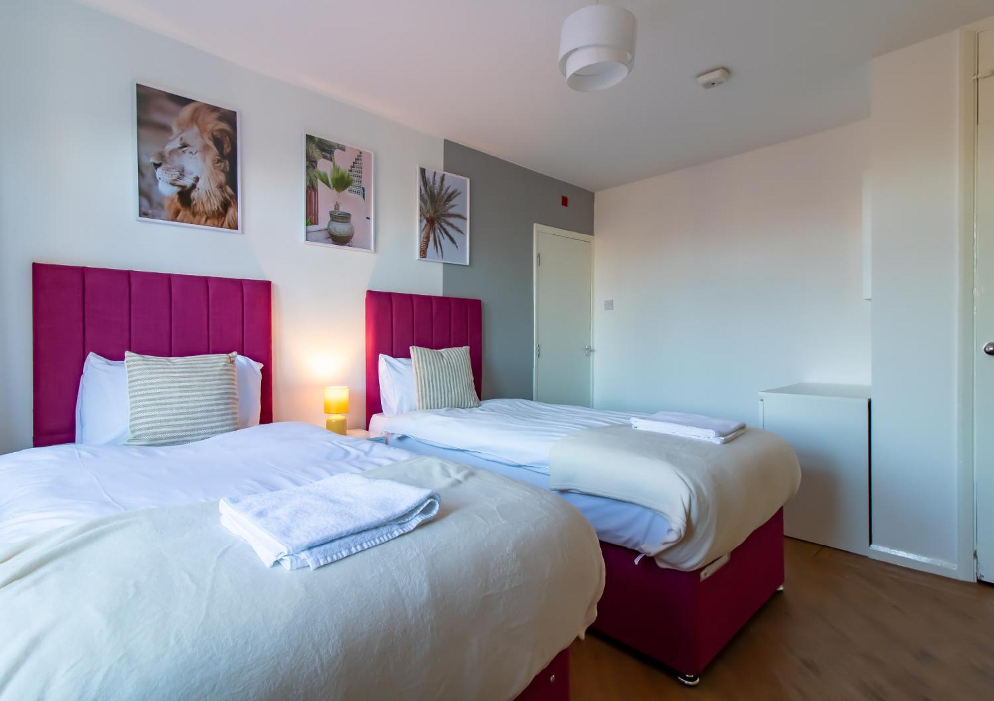 Great Offers On Long Stays!! Laluna Apartments เกทส์เฮด ภายนอก รูปภาพ